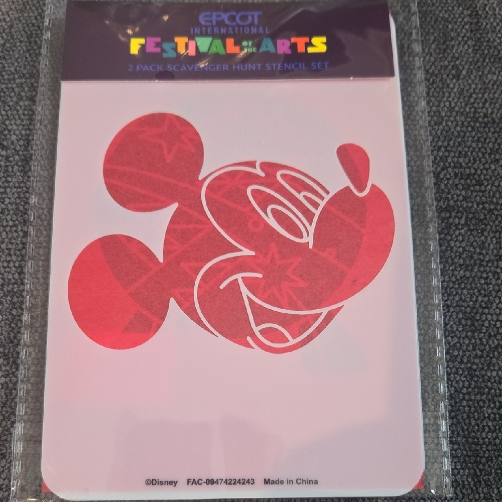 Disney Epcot International Festival Of The Arts 2 Pack Scavenger Hunt Stencil Se